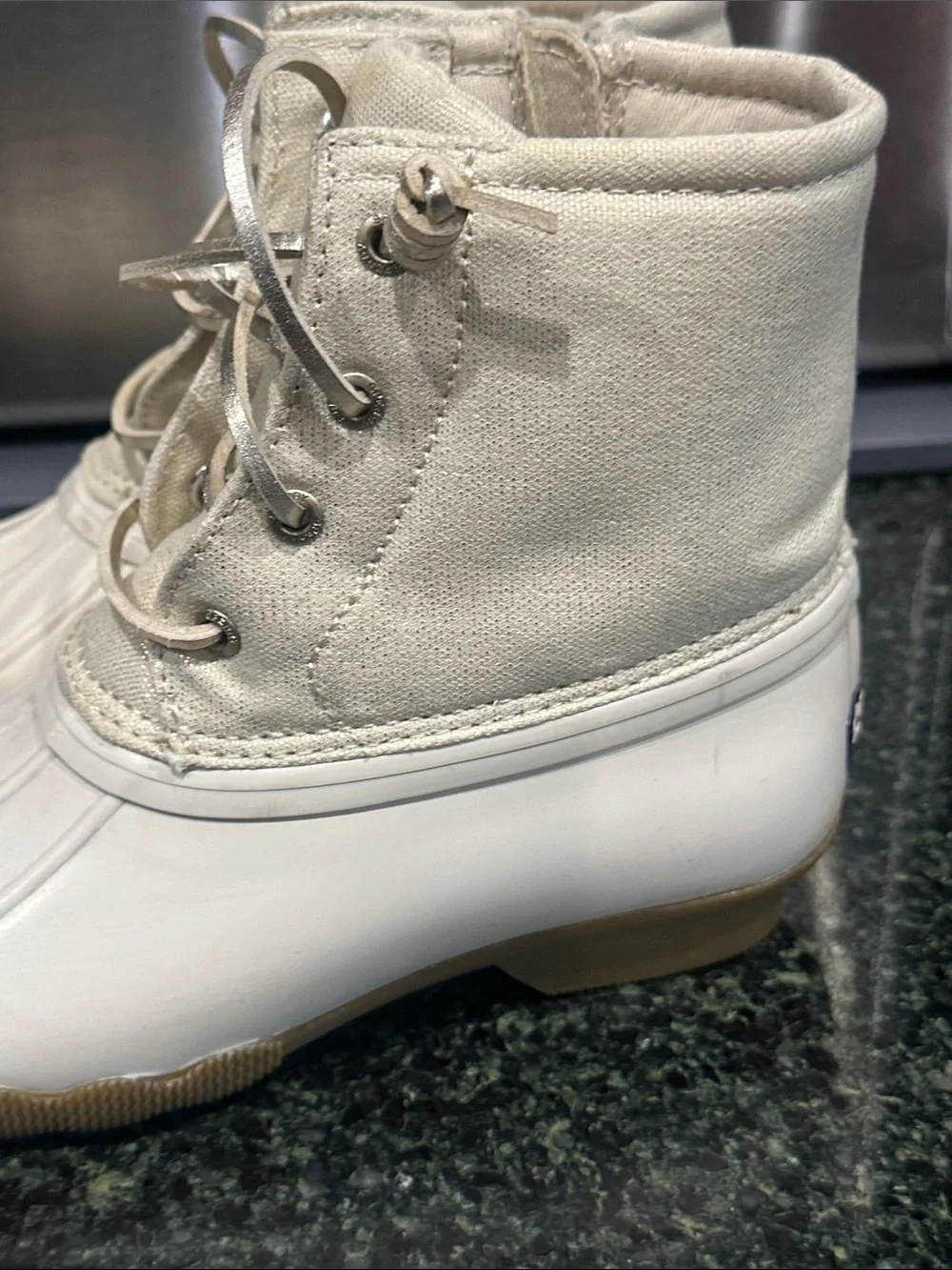 Girls Sperry sport saltwater golden vanilla duck boots sz 3 used